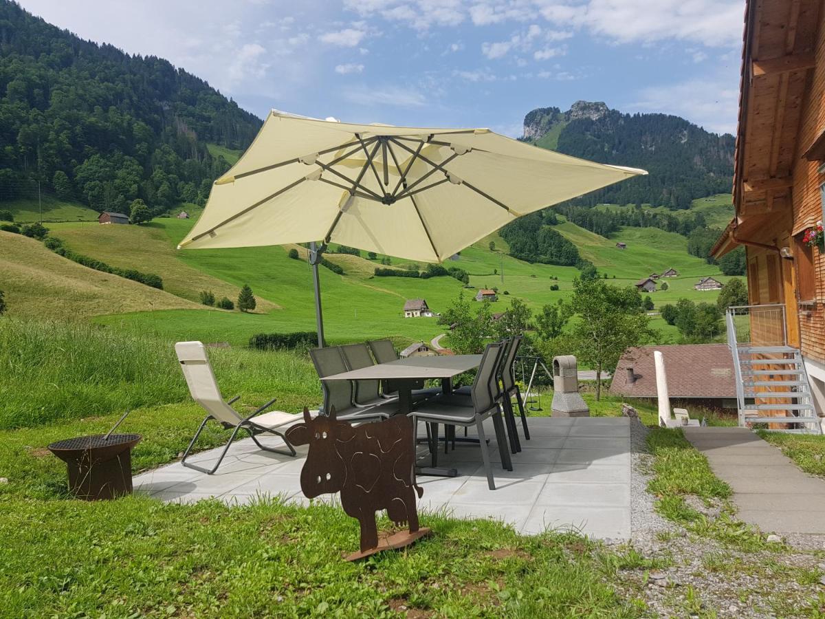 Ferien Im Gugger Lägenhet Nesslau Exteriör bild